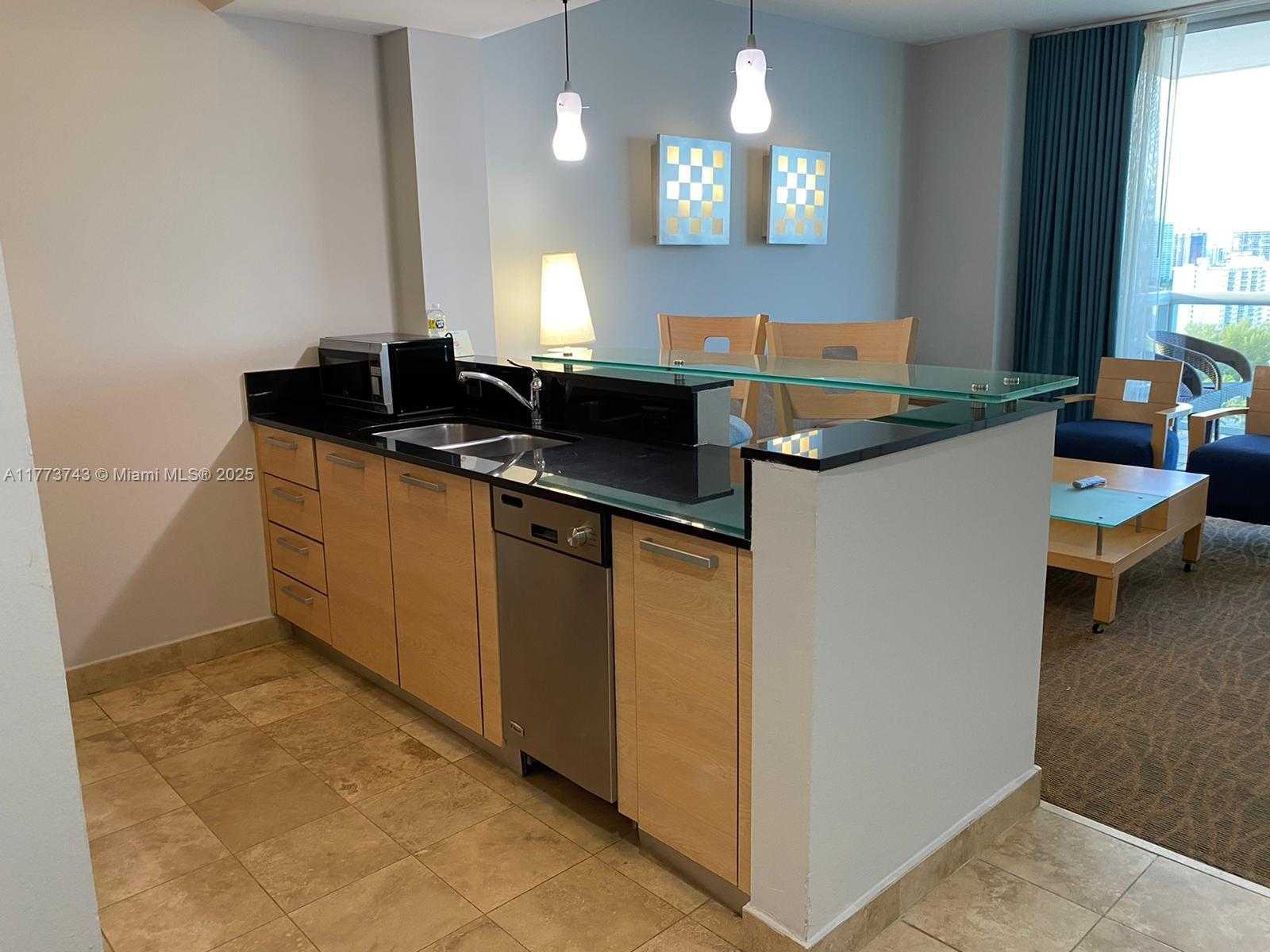 Small Image of 18683 COLLINS AVE #2103, Sunny Isles Beach Number 4