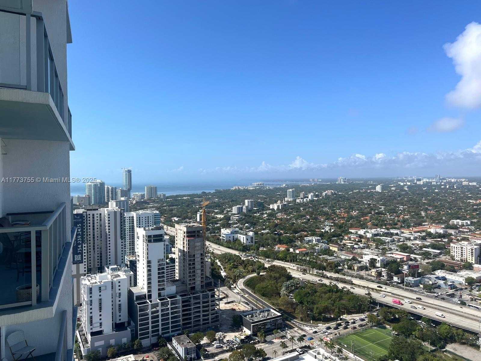 Small Image of 185 SOUTH WEST 7TH ST #4201, Miami Number 8
