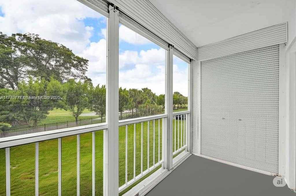 Small Image of 1201 HILLCREST CT #204, Hollywood Number 23