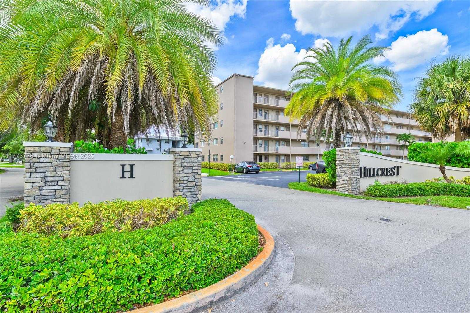 Small Image of 1201 HILLCREST CT #204, Hollywood Number 36