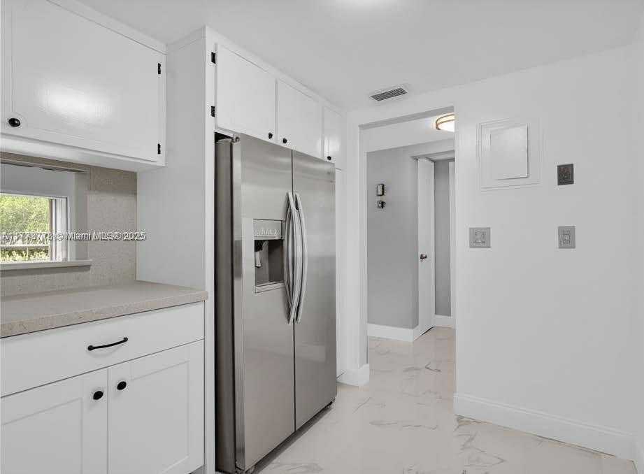 Small Image of 1201 HILLCREST CT #204, Hollywood Number 8