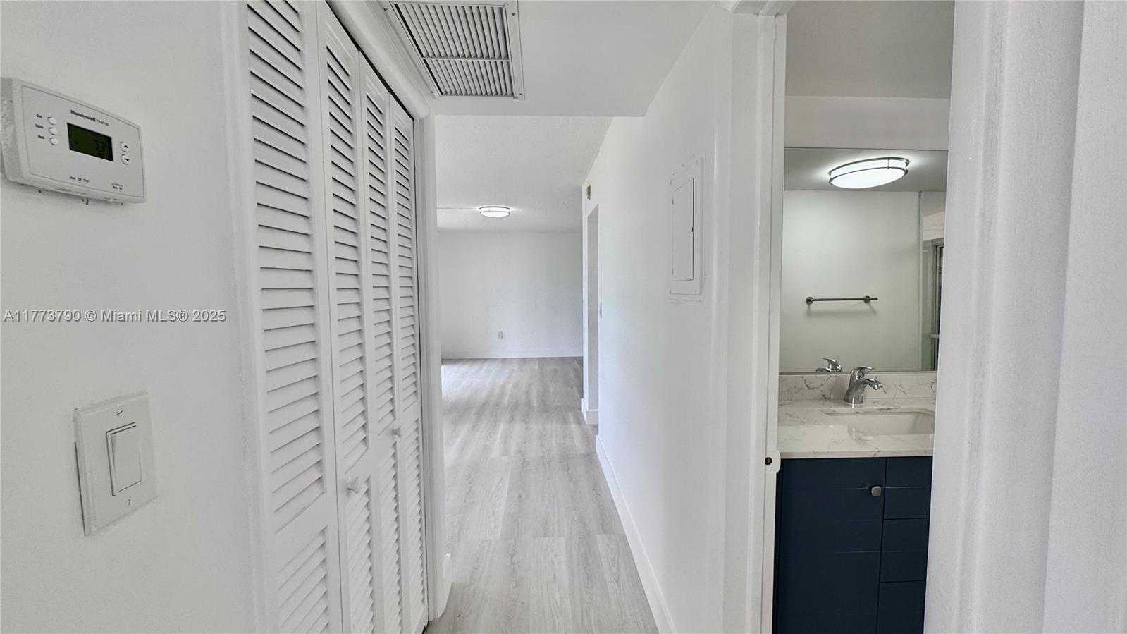 Small Image of 2999 POINT EAST DR #C101, Aventura Number 13