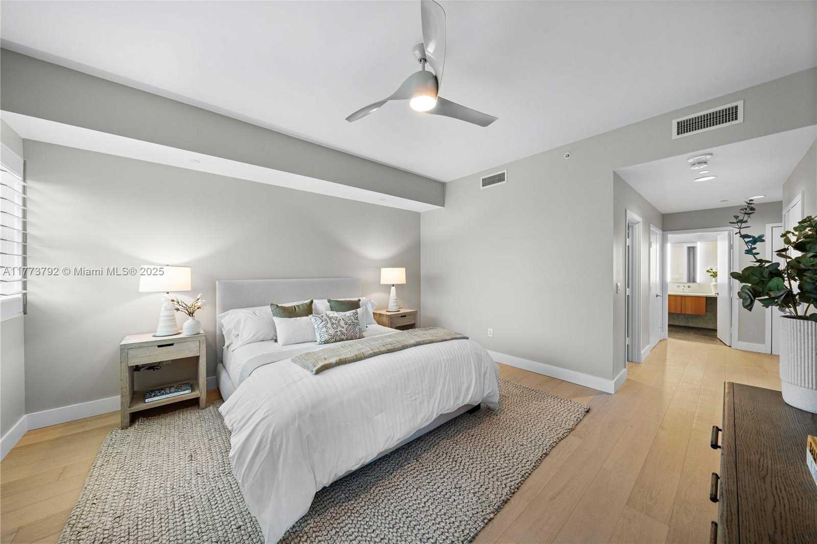 Small Image of 6103 AQUA AVE #401, Miami Beach Number 13