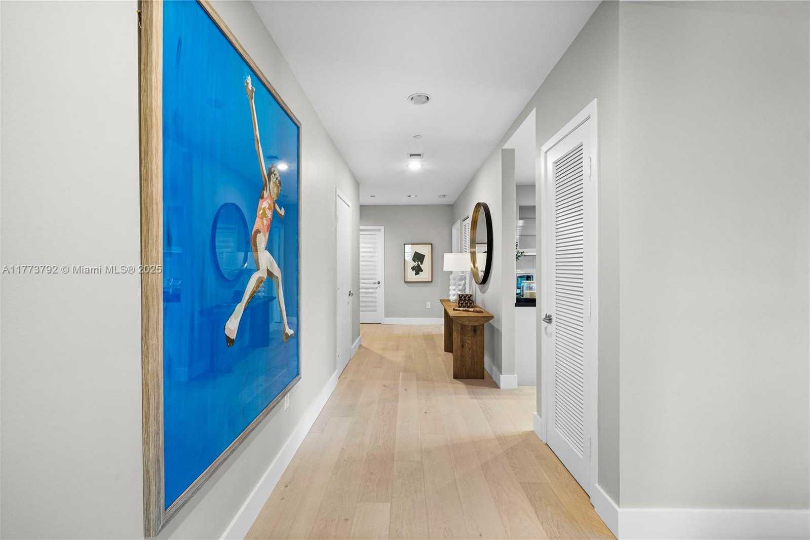 Small Image of 6103 AQUA AVE #401, Miami Beach Number 4