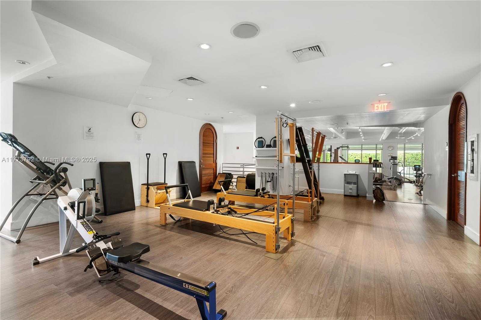 Small Image of 6103 AQUA AVE #401, Miami Beach Number 50