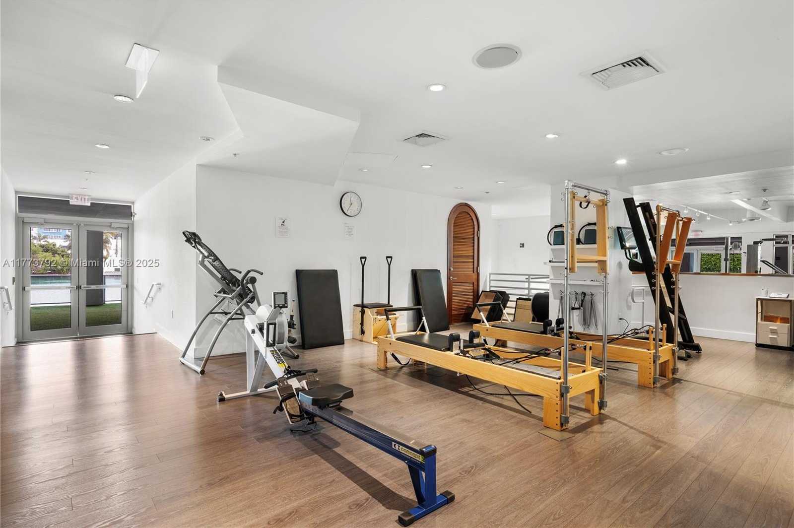 Small Image of 6103 AQUA AVE #401, Miami Beach Number 51