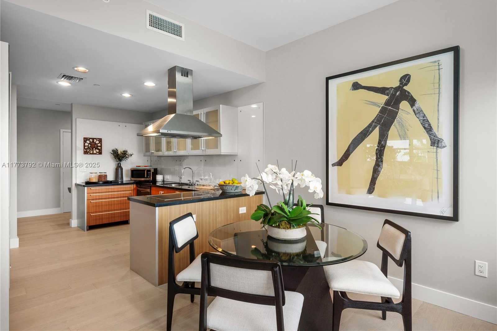 Small Image of 6103 AQUA AVE #401, Miami Beach Number 9