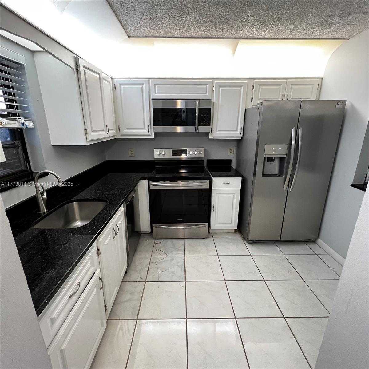 Small Image of 9273 SOUTH WEST 8TH ST #308, Boca Raton Number 3