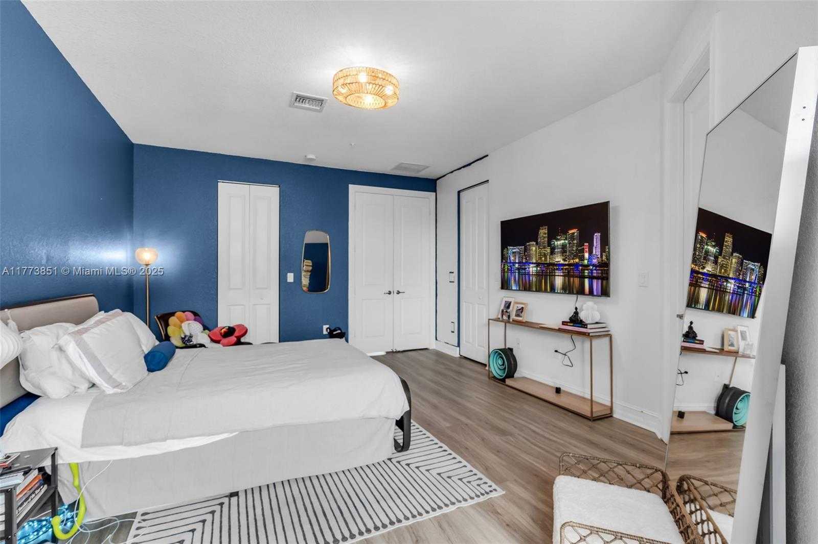 Small Image of 11534 SOUTH WEST 15TH ST #11534, Pembroke Pines Number 16