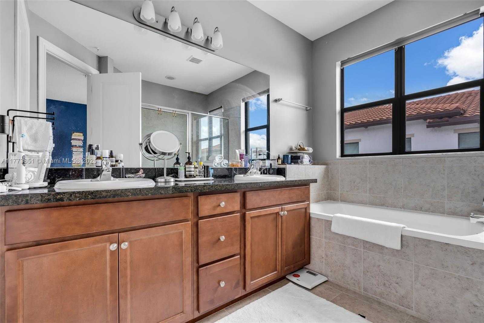Small Image of 11534 SOUTH WEST 15TH ST #11534, Pembroke Pines Number 17
