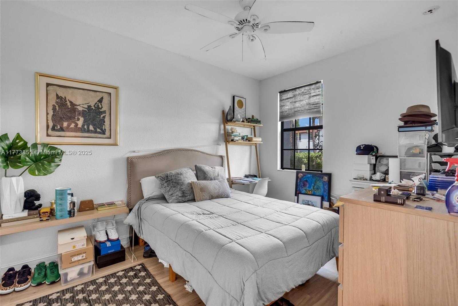 Small Image of 11534 SOUTH WEST 15TH ST #11534, Pembroke Pines Number 4