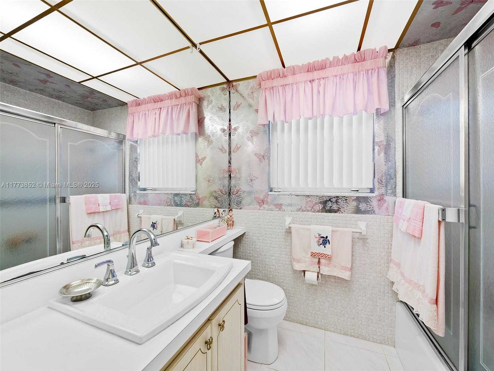 Small Image of 700 LAYNE BLVD #221, Hallandale Beach Number 11