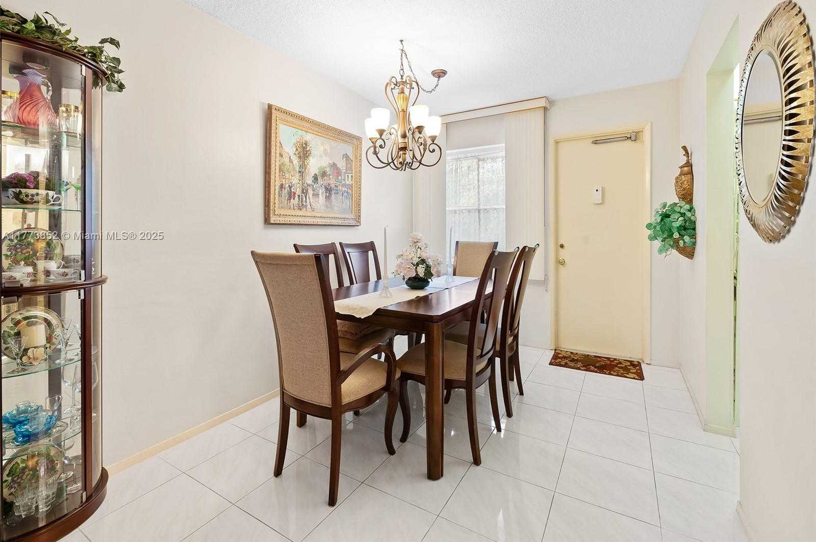 Small Image of 700 LAYNE BLVD #221, Hallandale Beach Number 3