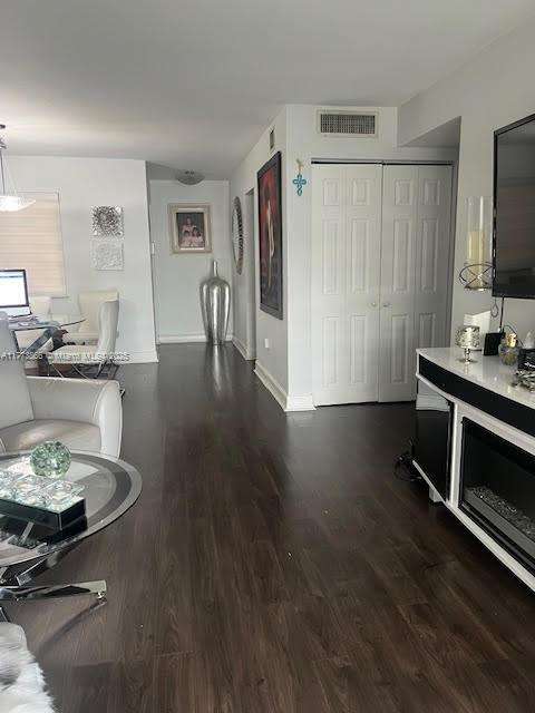 Small Image of 7430 Miami Lakes Dr, Miami Lakes, FL 33014, USA Number 9