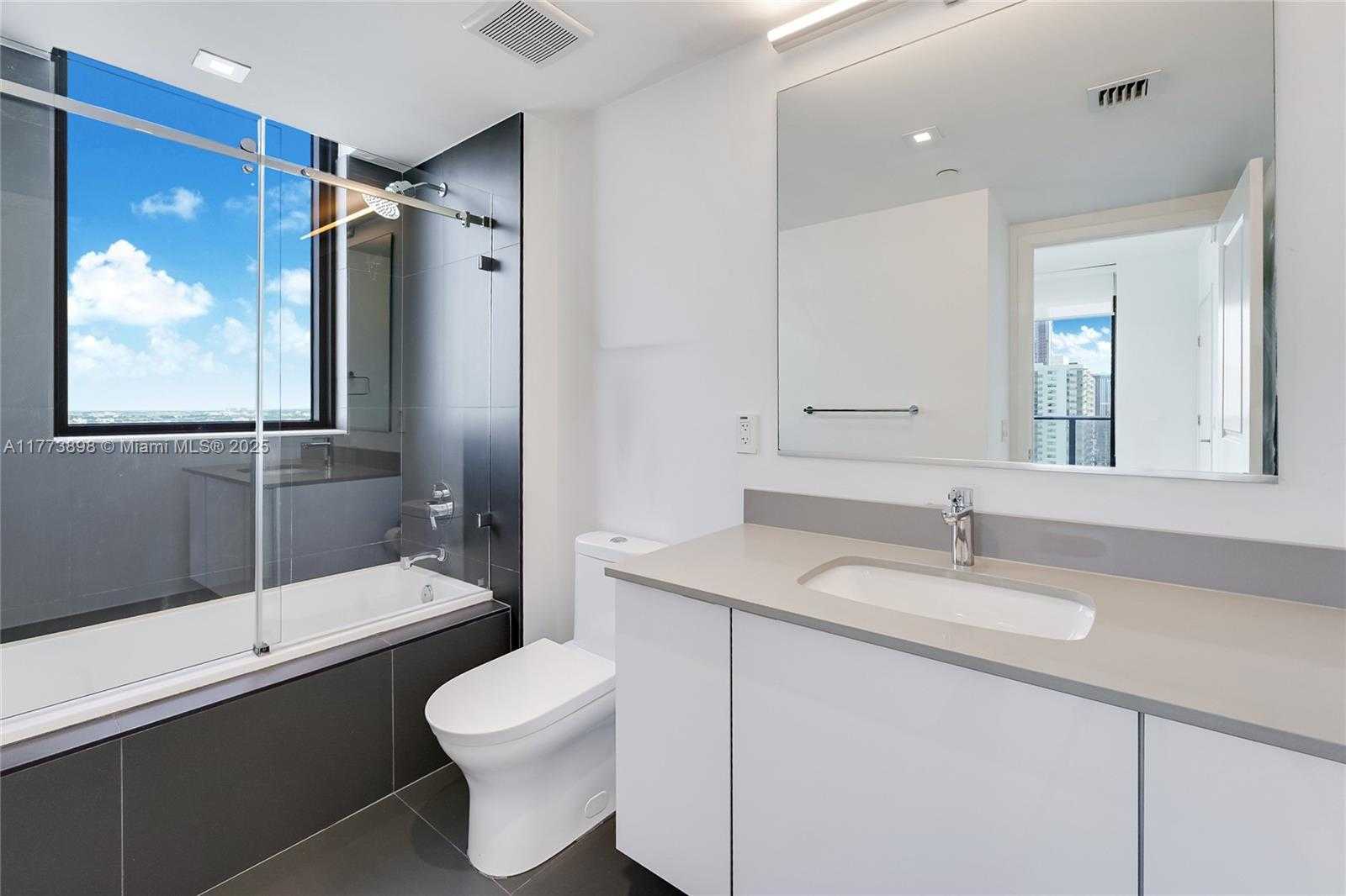 Small Image of 1600 NORTH EAST 1ST AVE #2810, Miami Number 10