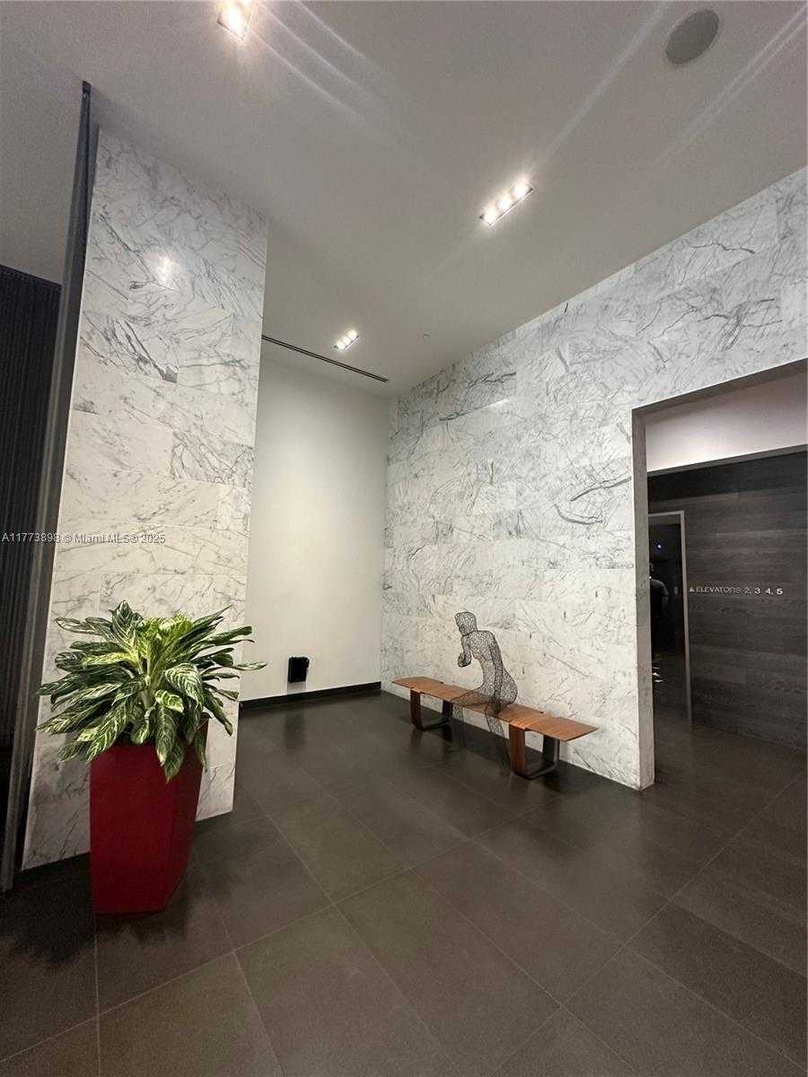 Small Image of 1600 NORTH EAST 1ST AVE #2810, Miami Number 24
