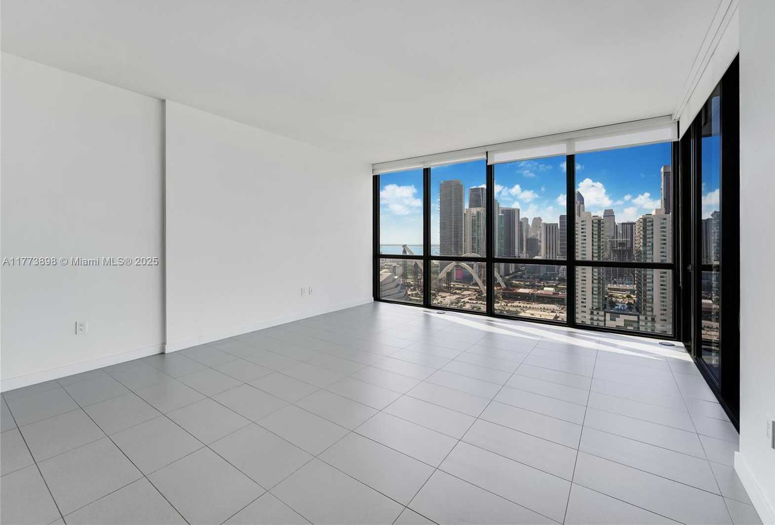 Small Image of 1600 NORTH EAST 1ST AVE #2810, Miami Number 3