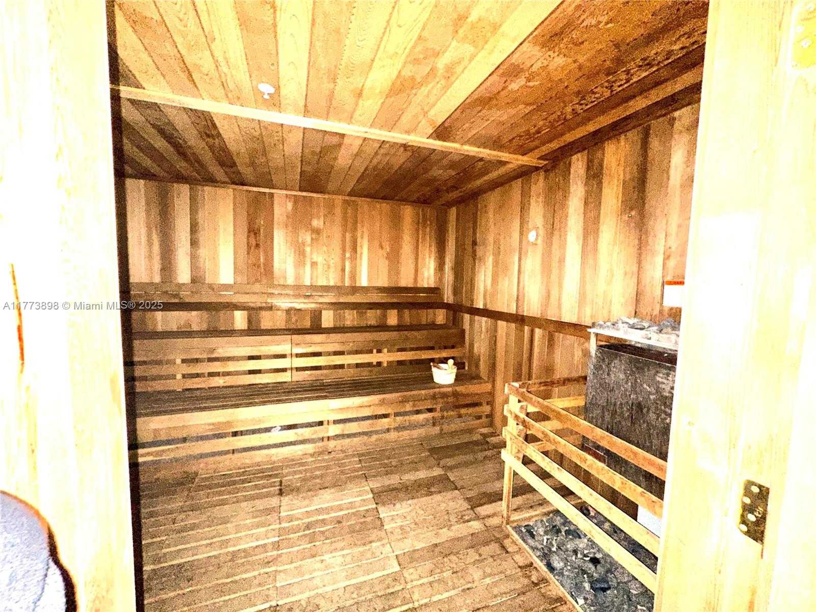 Small Image of 1600 NORTH EAST 1ST AVE #2810, Miami Number 35