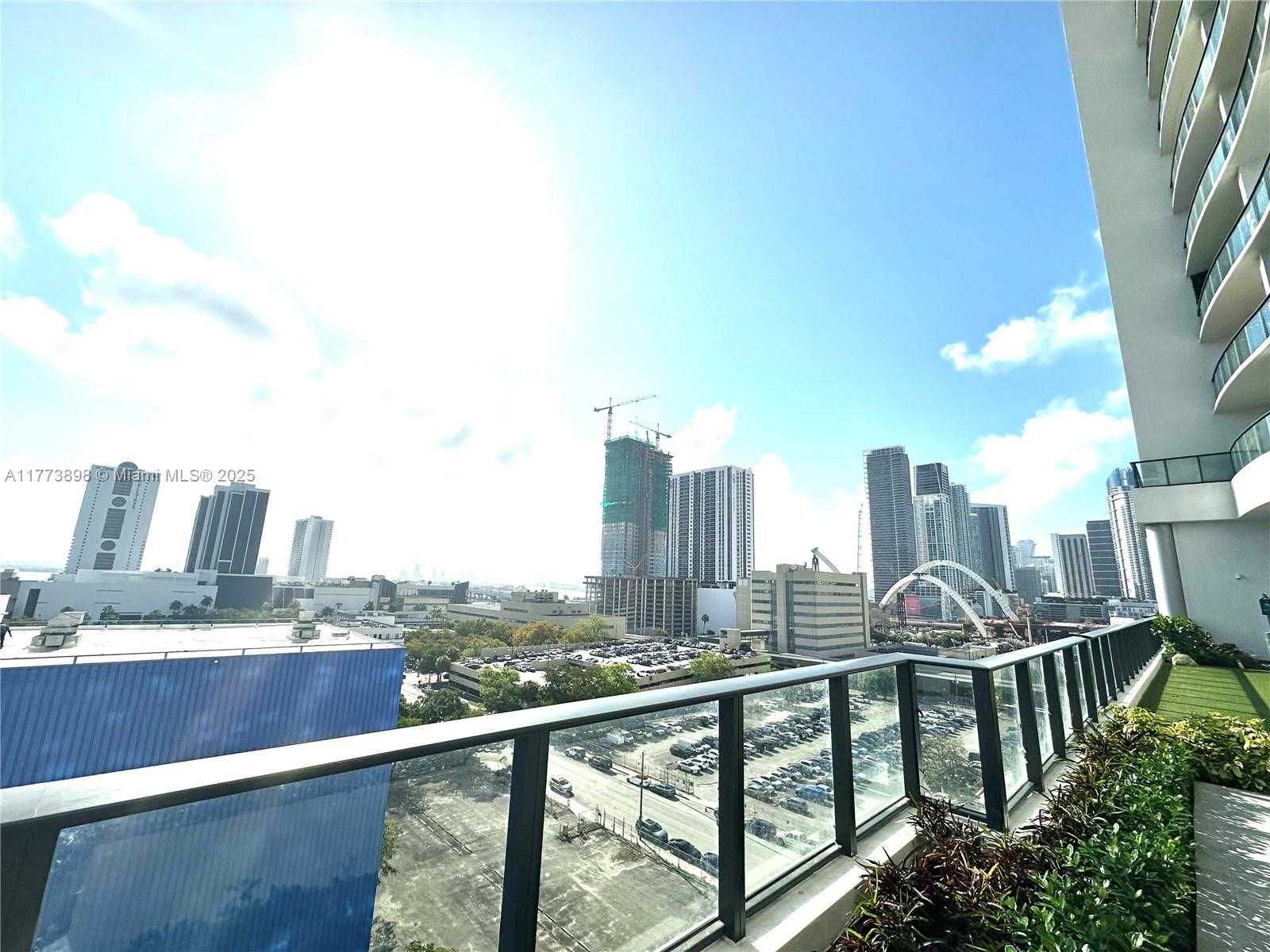 Small Image of 1600 NORTH EAST 1ST AVE #2810, Miami Number 41