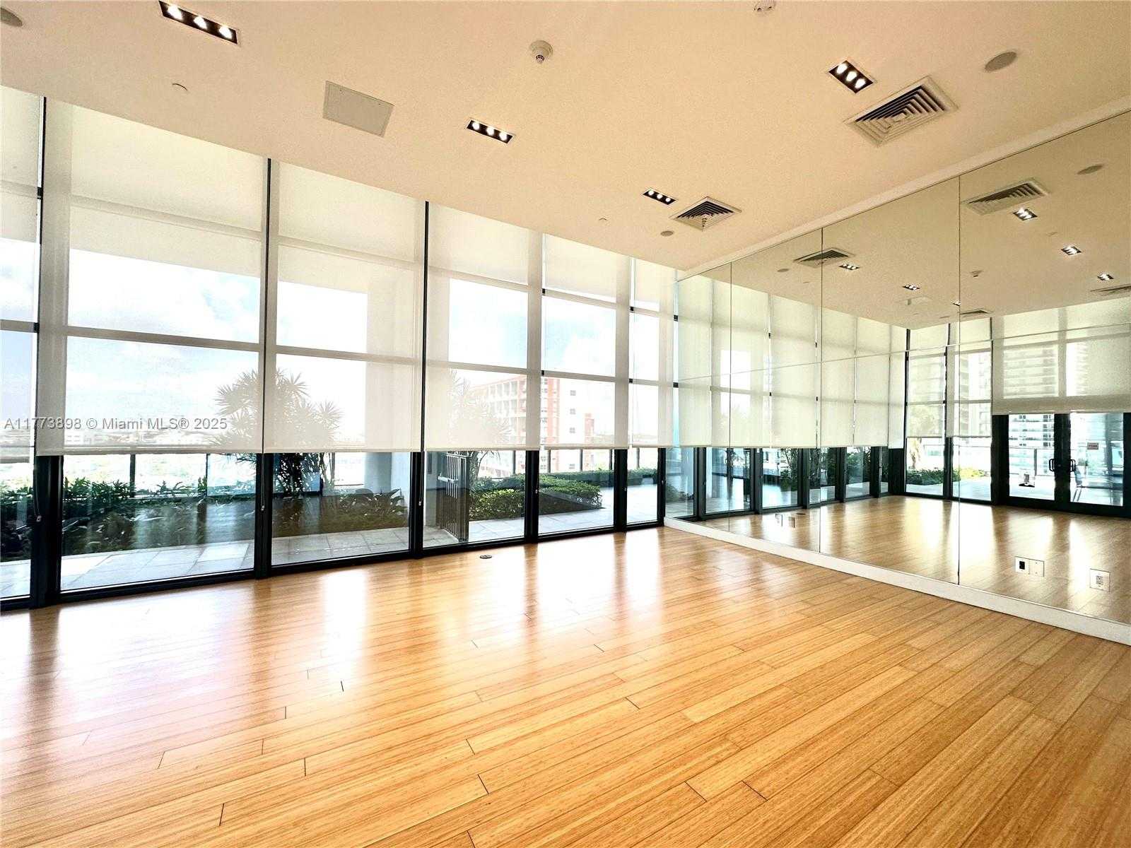 Small Image of 1600 NORTH EAST 1ST AVE #2810, Miami Number 46