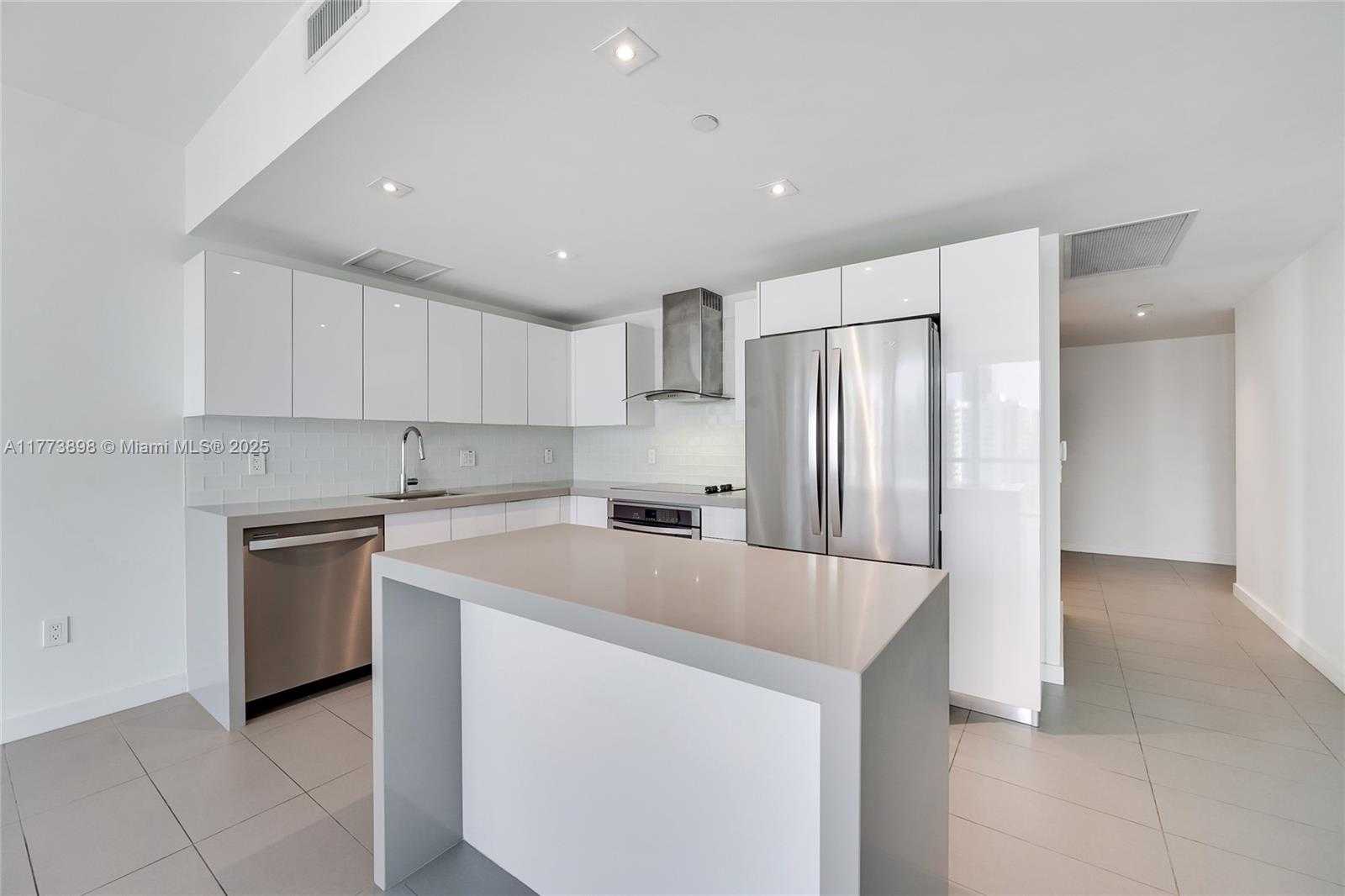 Small Image of 1600 NORTH EAST 1ST AVE #2810, Miami Number 5