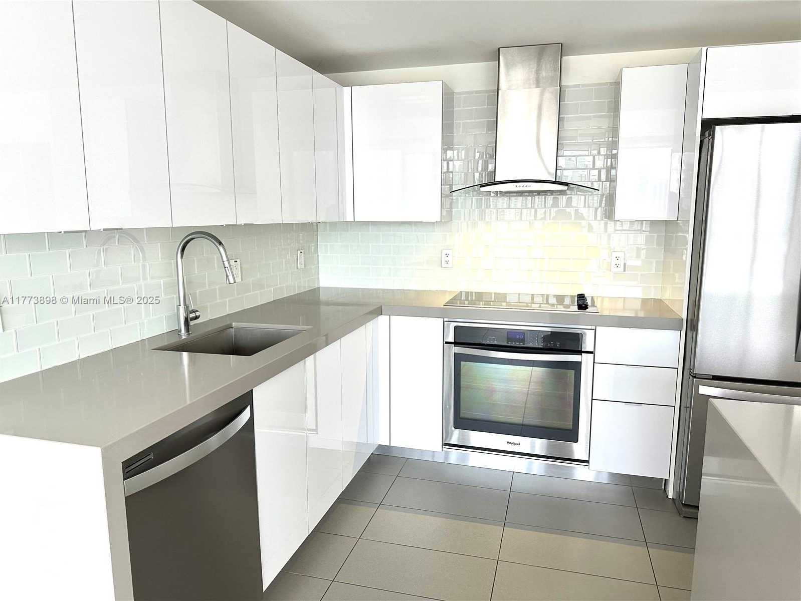 Small Image of 1600 NORTH EAST 1ST AVE #2810, Miami Number 6