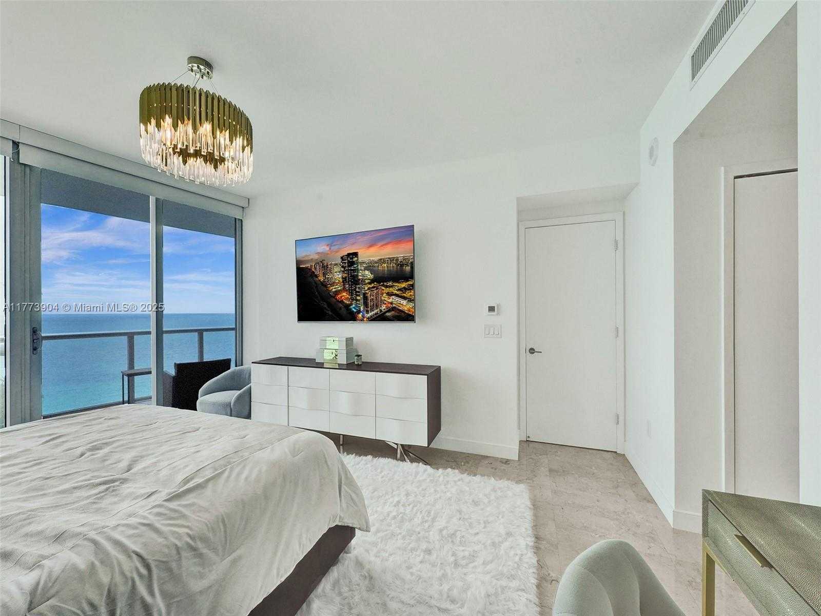 Small Image of 17001 COLLINS AVE #1807, Sunny Isles Beach Number 12