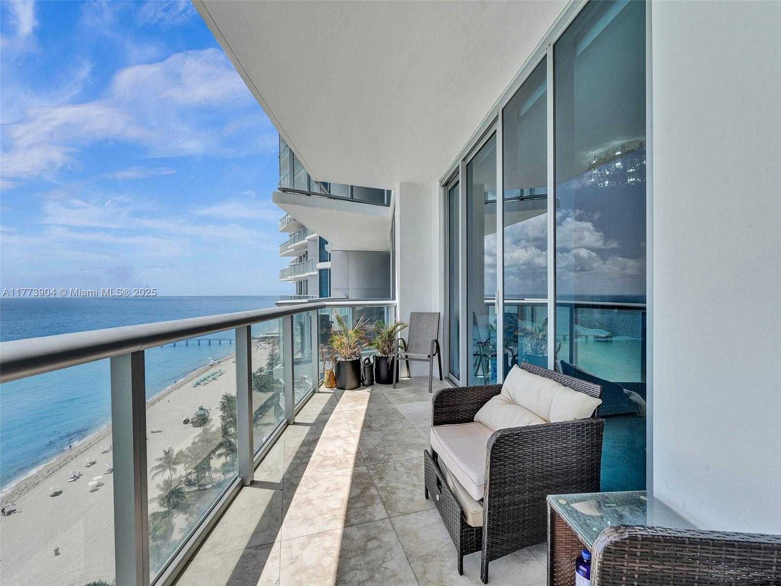 Small Image of 17001 COLLINS AVE #1807, Sunny Isles Beach Number 34