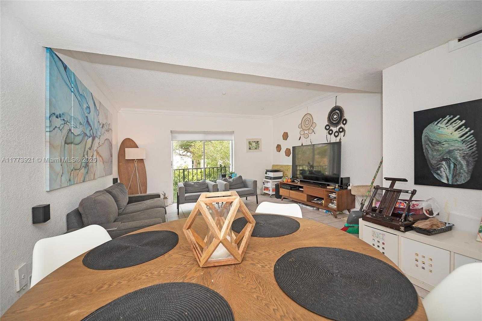 Small Image of 6709 NORTH KENDALL DR #227, Pinecrest Number 2