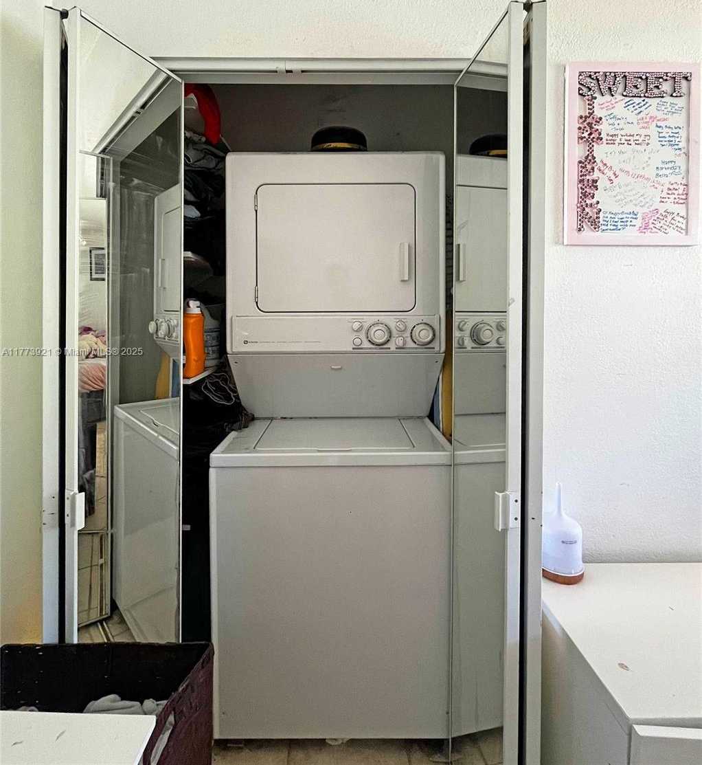 Small Image of 6709 NORTH KENDALL DR #227, Pinecrest Number 23