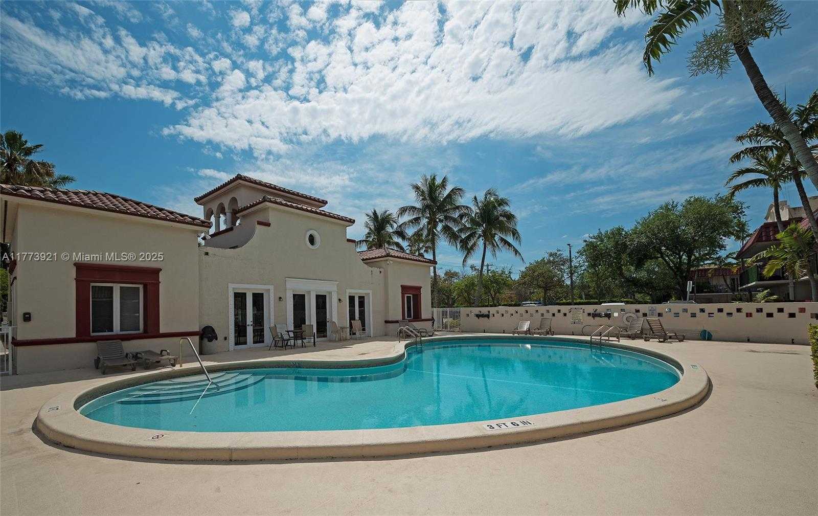 Small Image of 6709 NORTH KENDALL DR #227, Pinecrest Number 25