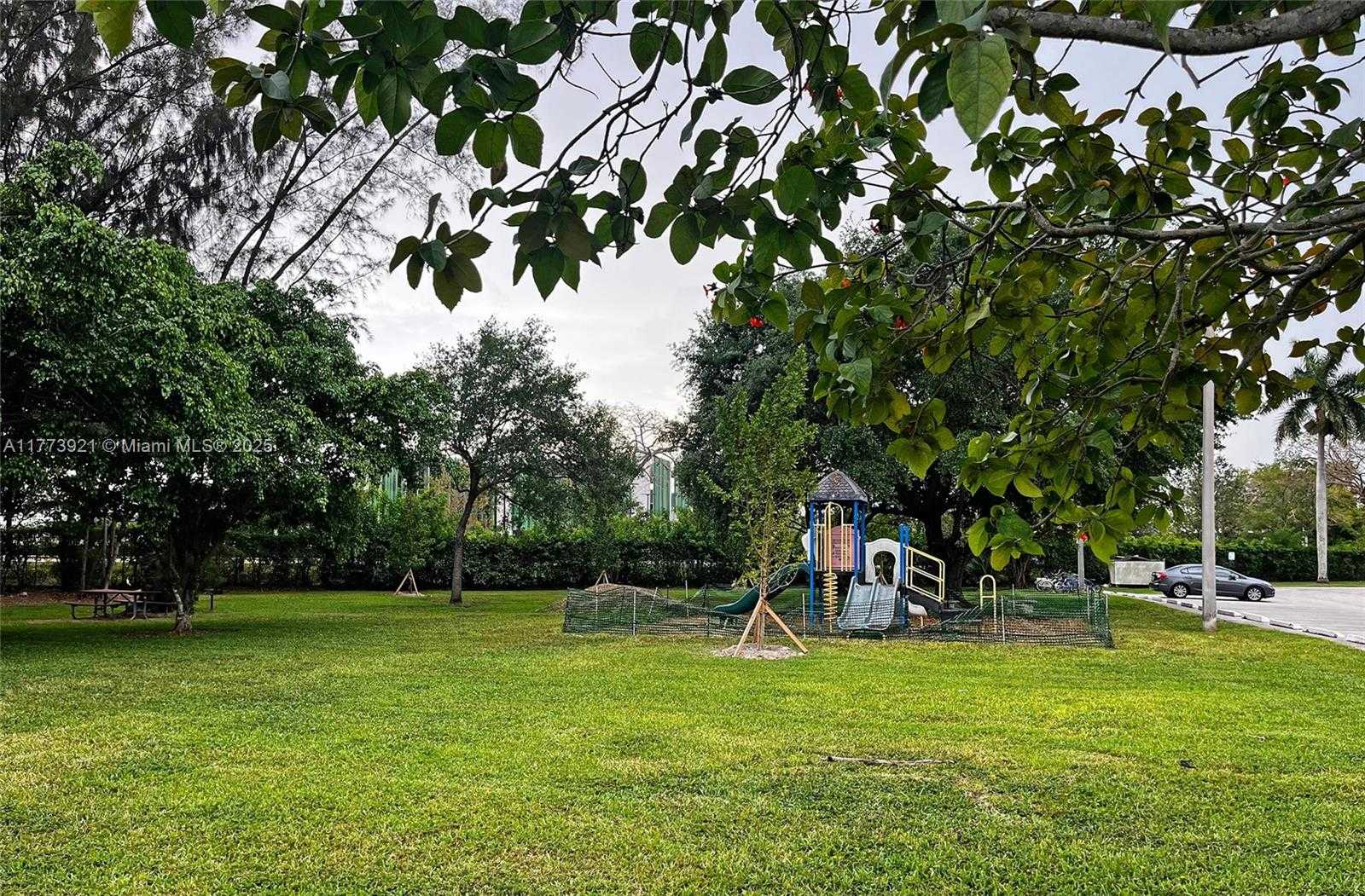 Small Image of 6709 NORTH KENDALL DR #227, Pinecrest Number 31