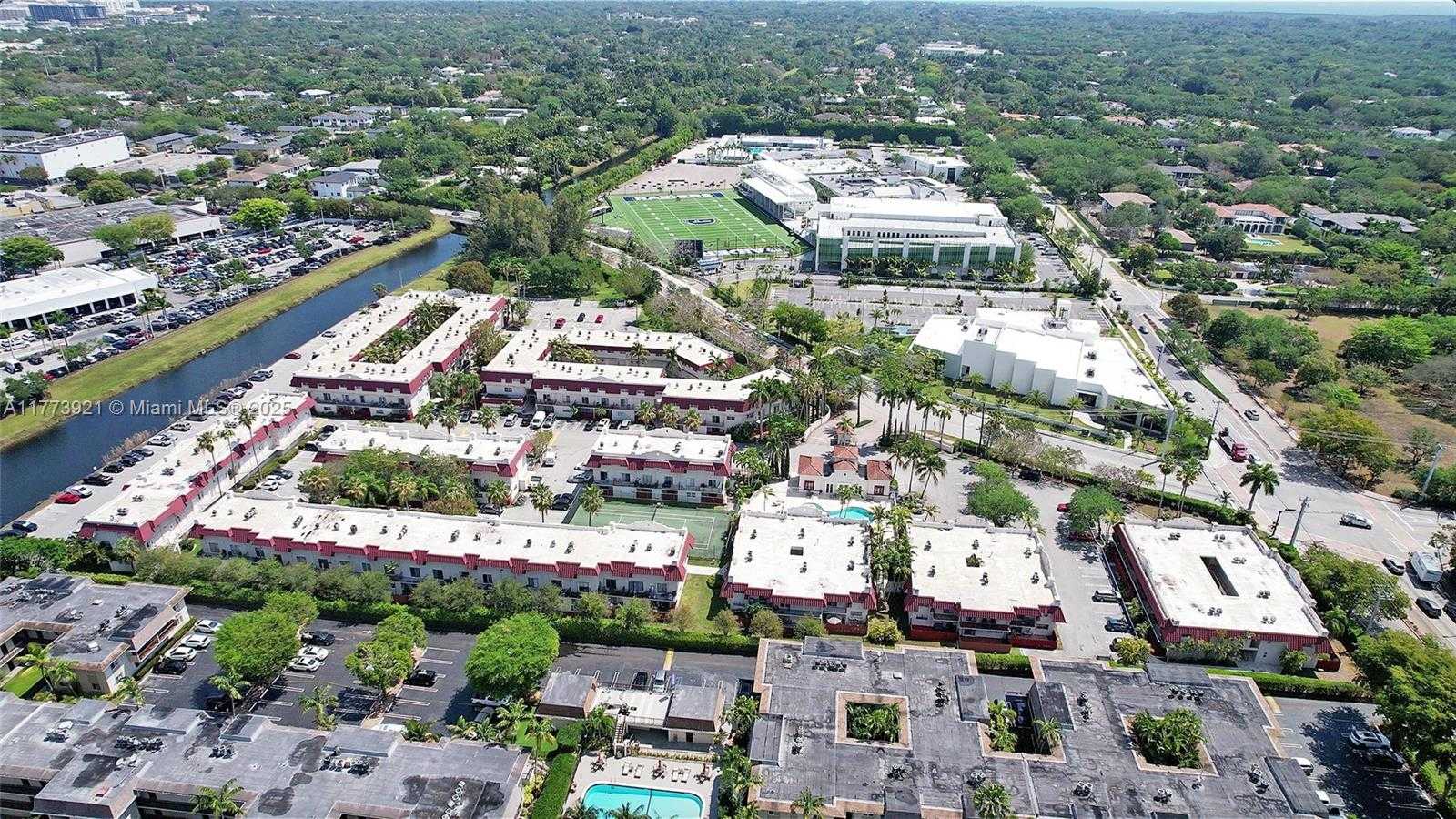 Small Image of 6709 NORTH KENDALL DR #227, Pinecrest Number 37