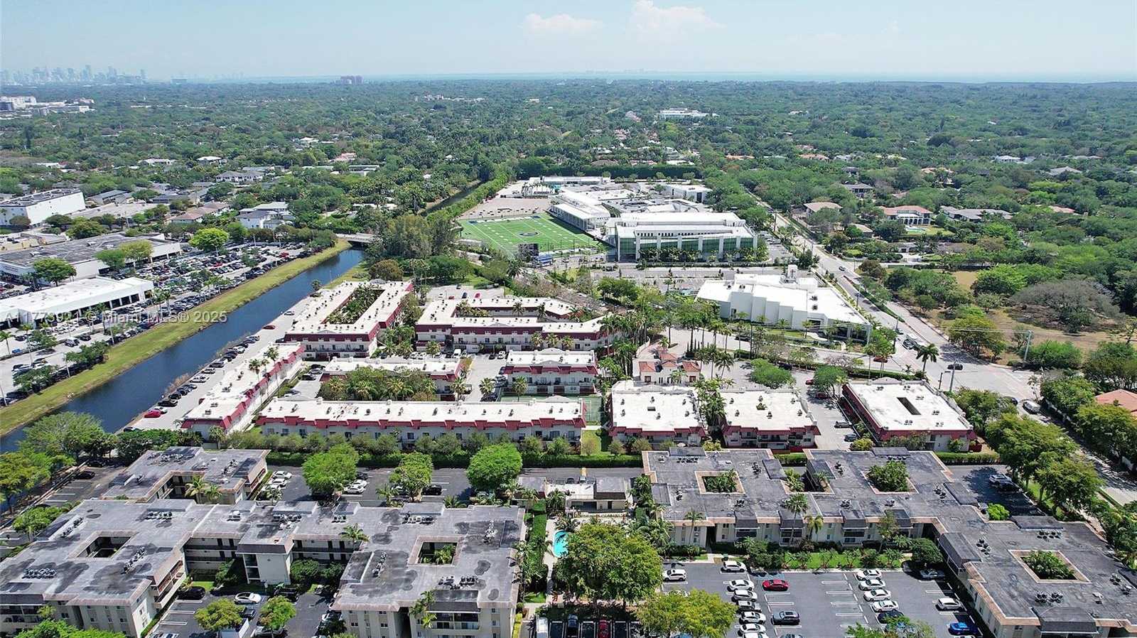 Small Image of 6709 NORTH KENDALL DR #227, Pinecrest Number 38
