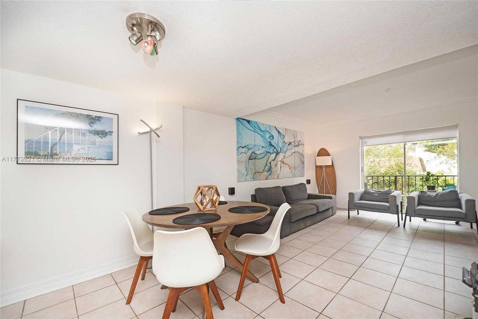 Small Image of 6709 NORTH KENDALL DR #227, Pinecrest Number 4