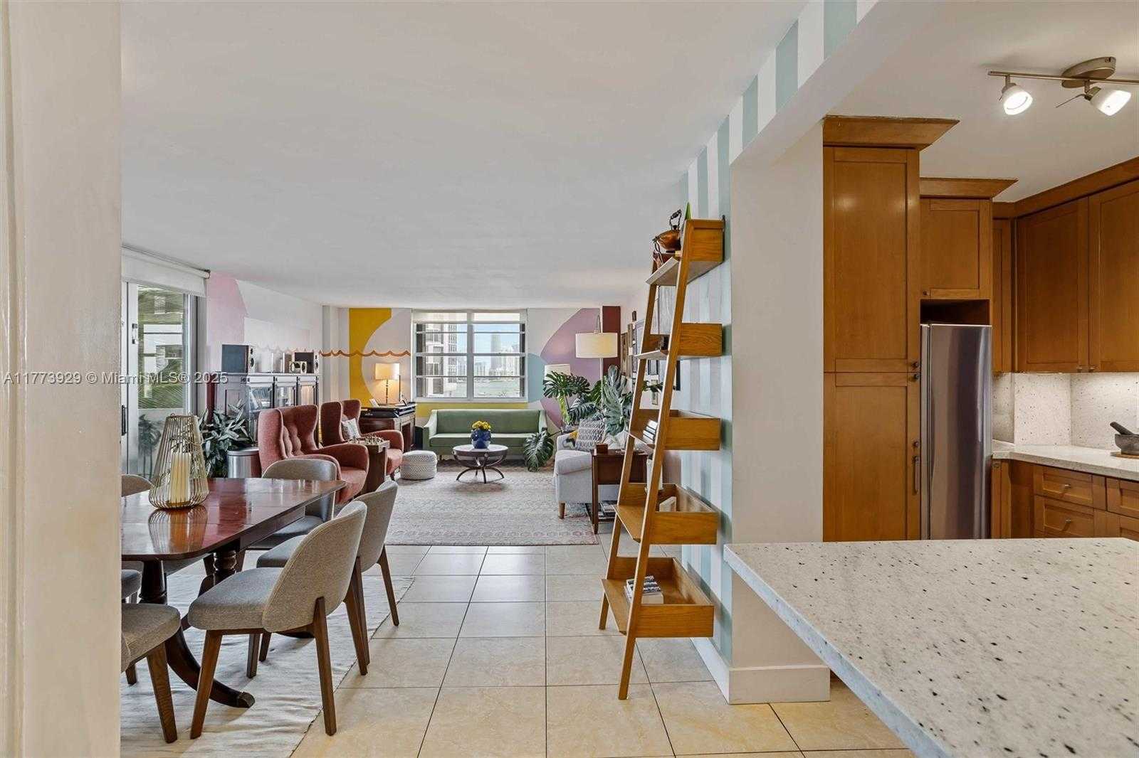 Small Image of 5 ISLAND AVE #4H, Miami Beach Number 10