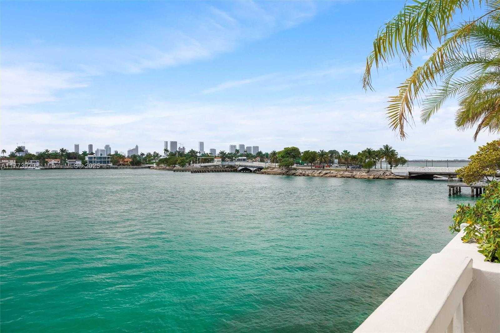 Small Image of 5 ISLAND AVE #4H, Miami Beach Number 26