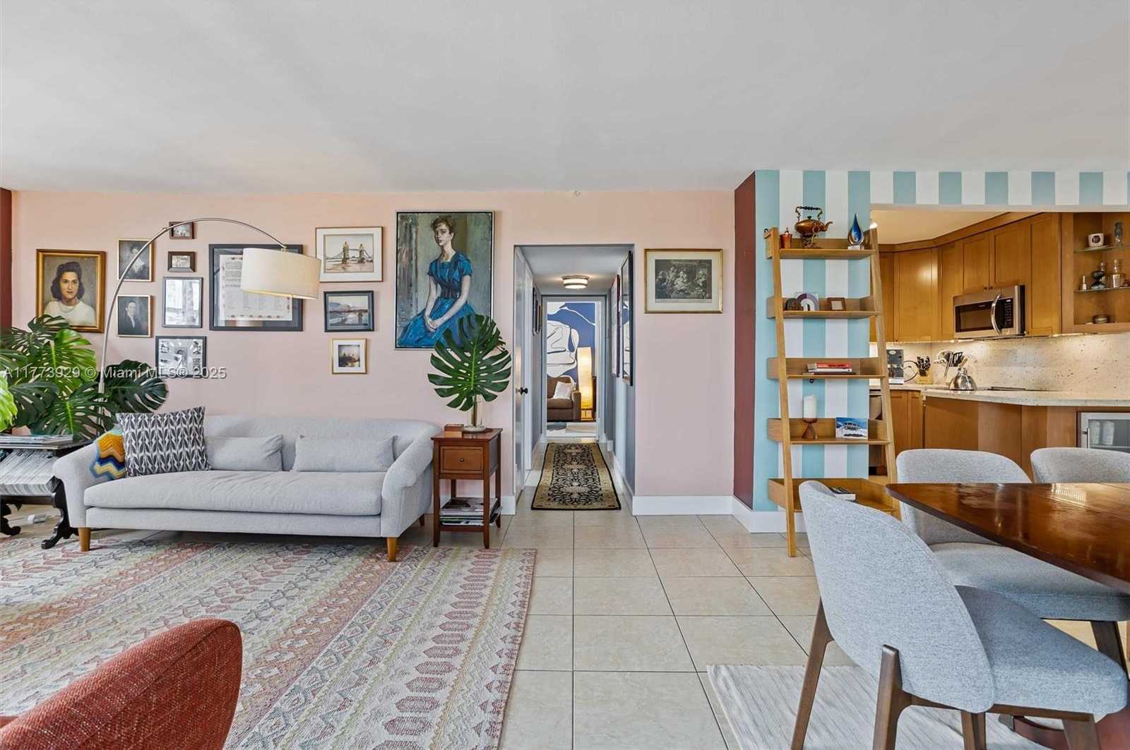 Small Image of 5 ISLAND AVE #4H, Miami Beach Number 7