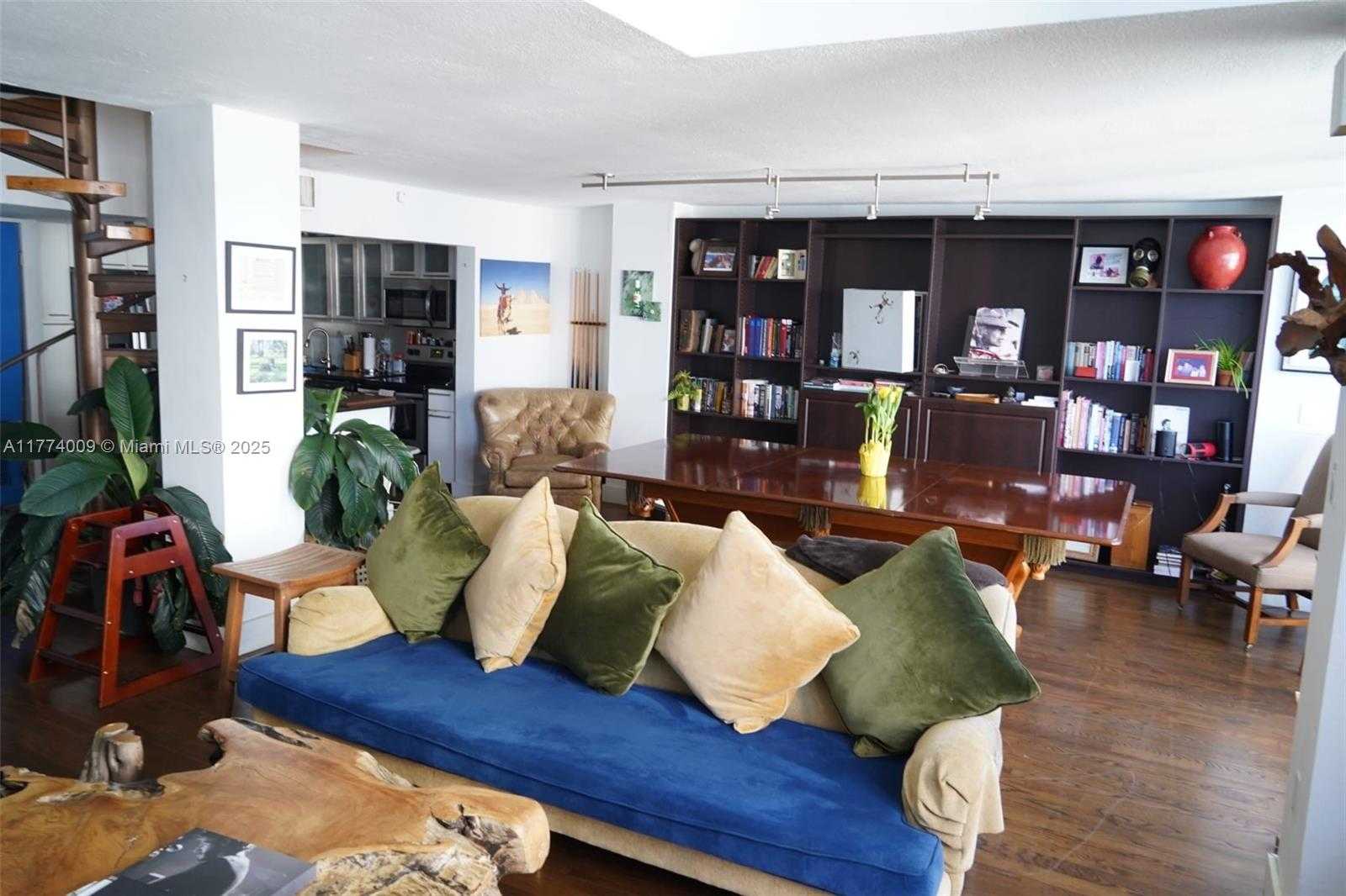 Small Image of 600 NORTH EAST 36TH ST #PH15, Miami Number 2