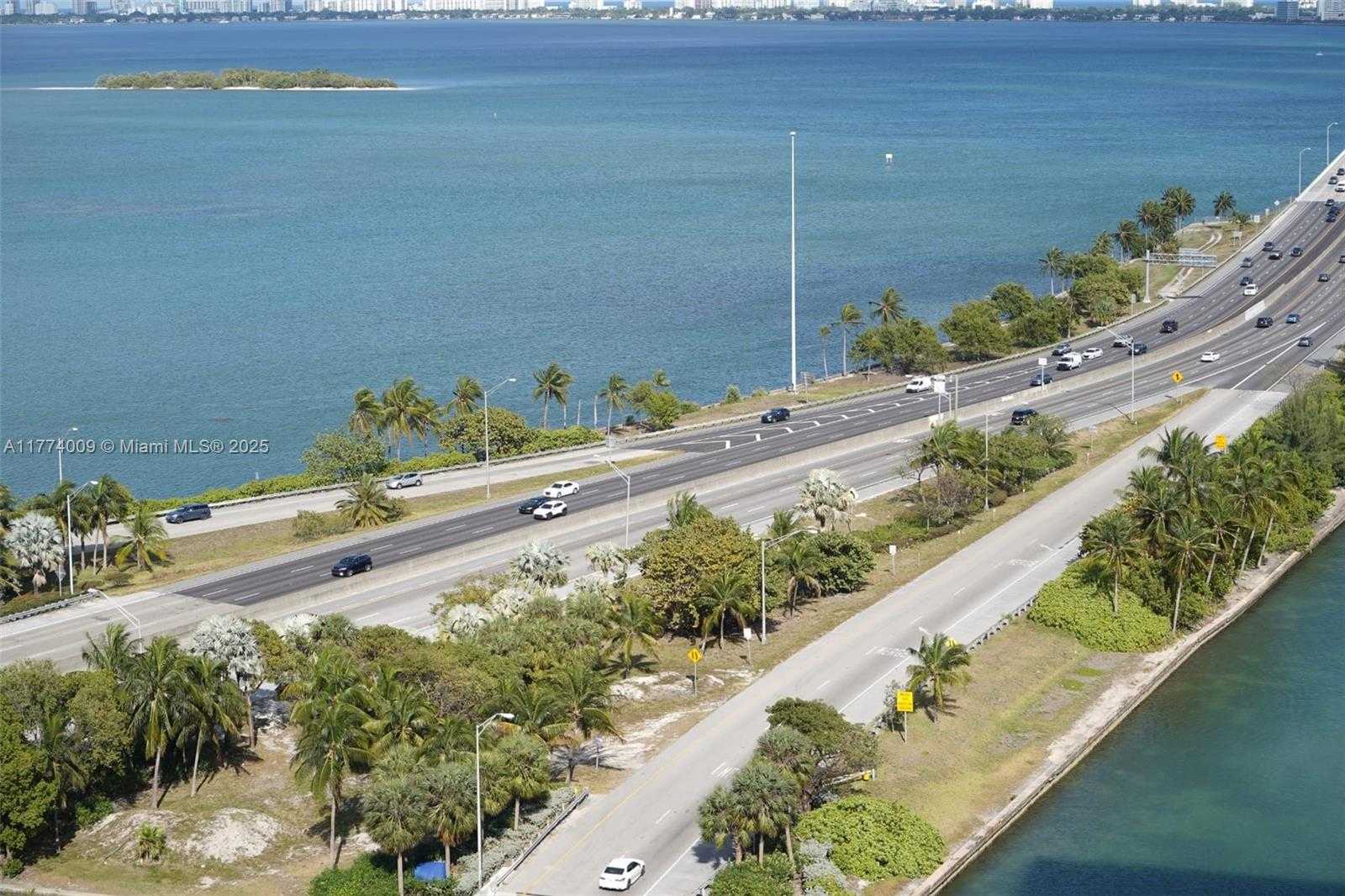 Small Image of 600 NORTH EAST 36TH ST #PH15, Miami Number 26