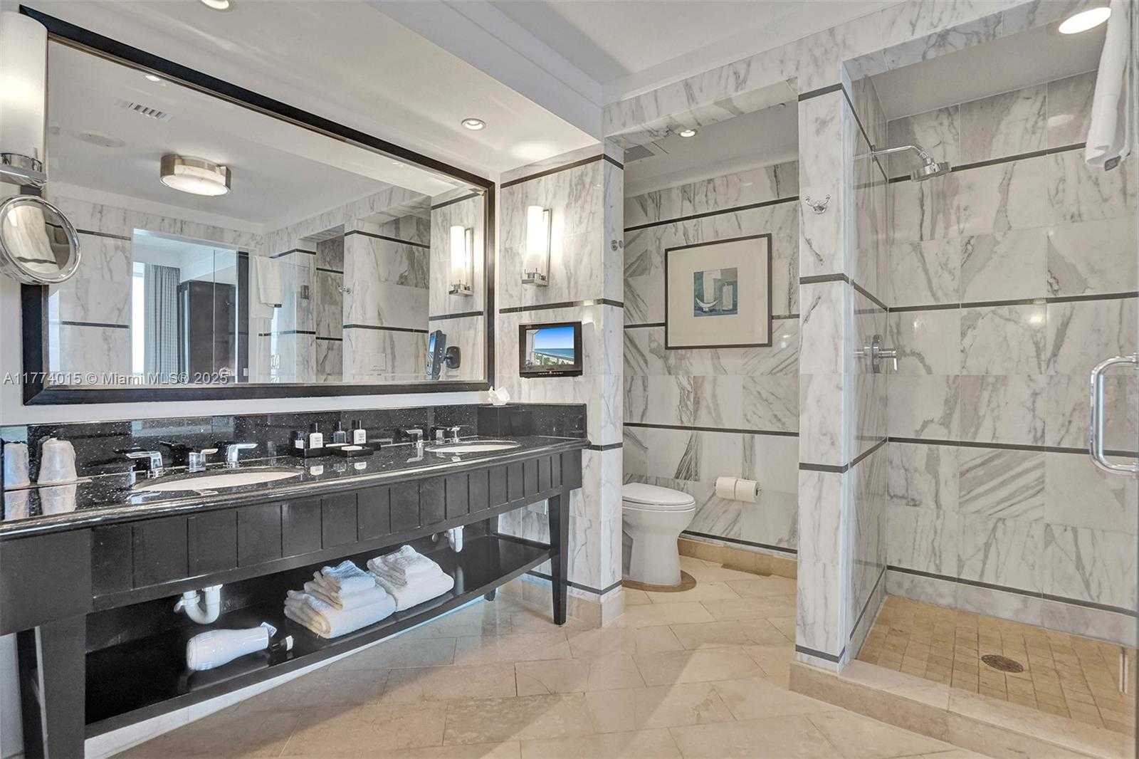 Small Image of 4391 COLLINS AVE #913/914, Miami Beach Number 31