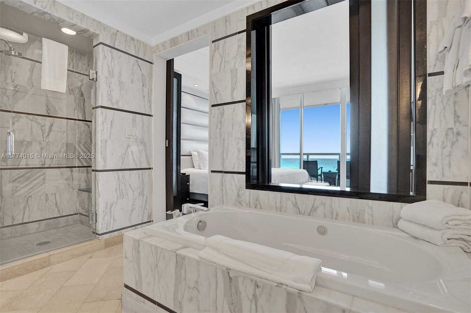 Small Image of 4391 COLLINS AVE #913/914, Miami Beach Number 32