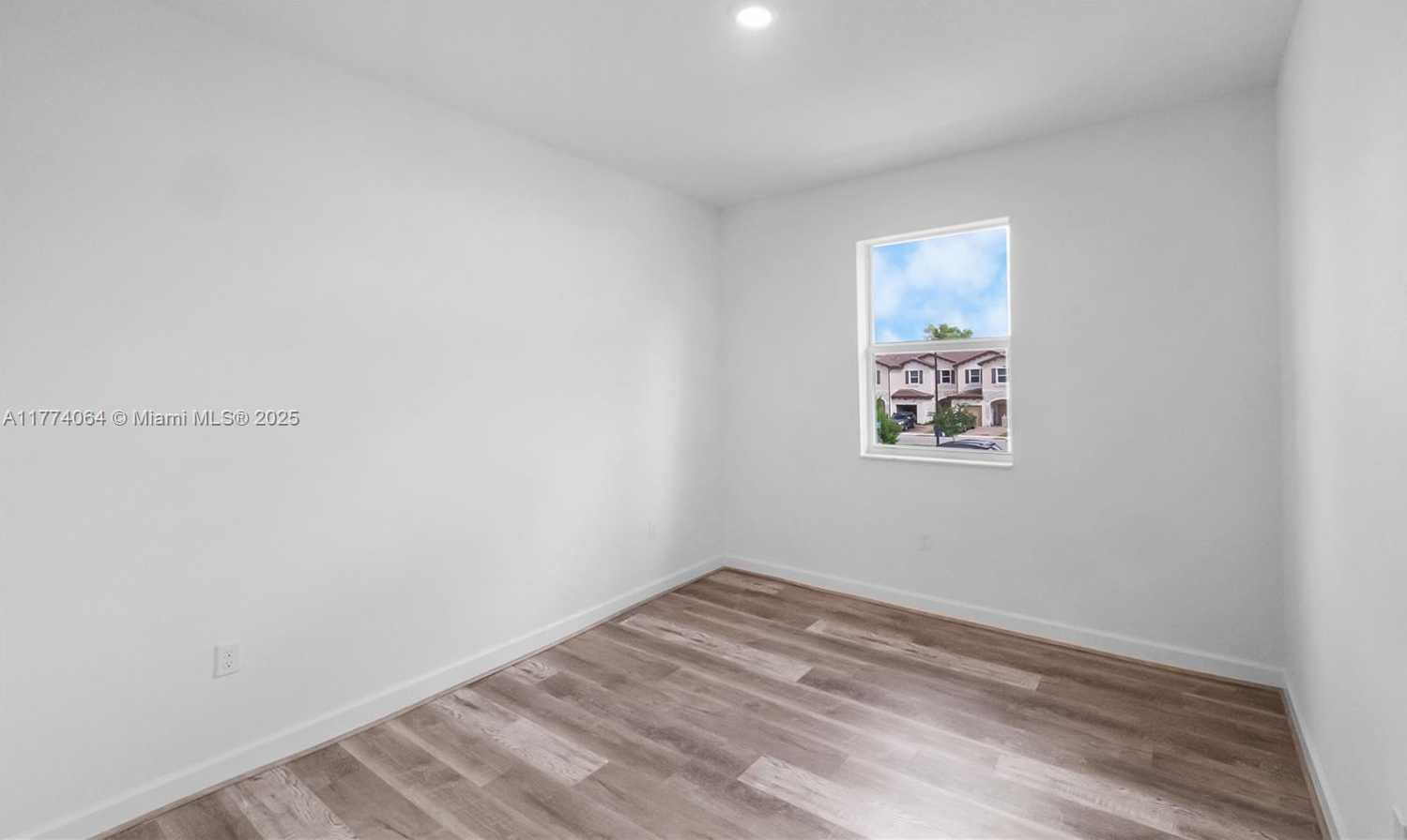 Small Image of 5534 NORTH WEST 27TH PL #1, Lauderhill Number 27