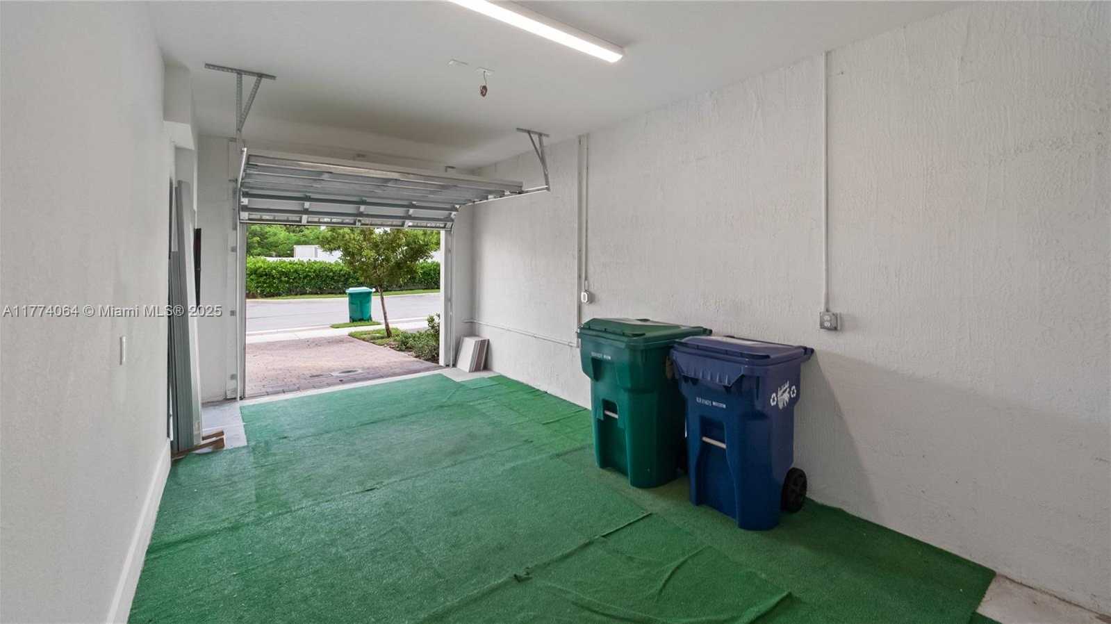 Small Image of 5534 NORTH WEST 27TH PL #1, Lauderhill Number 28