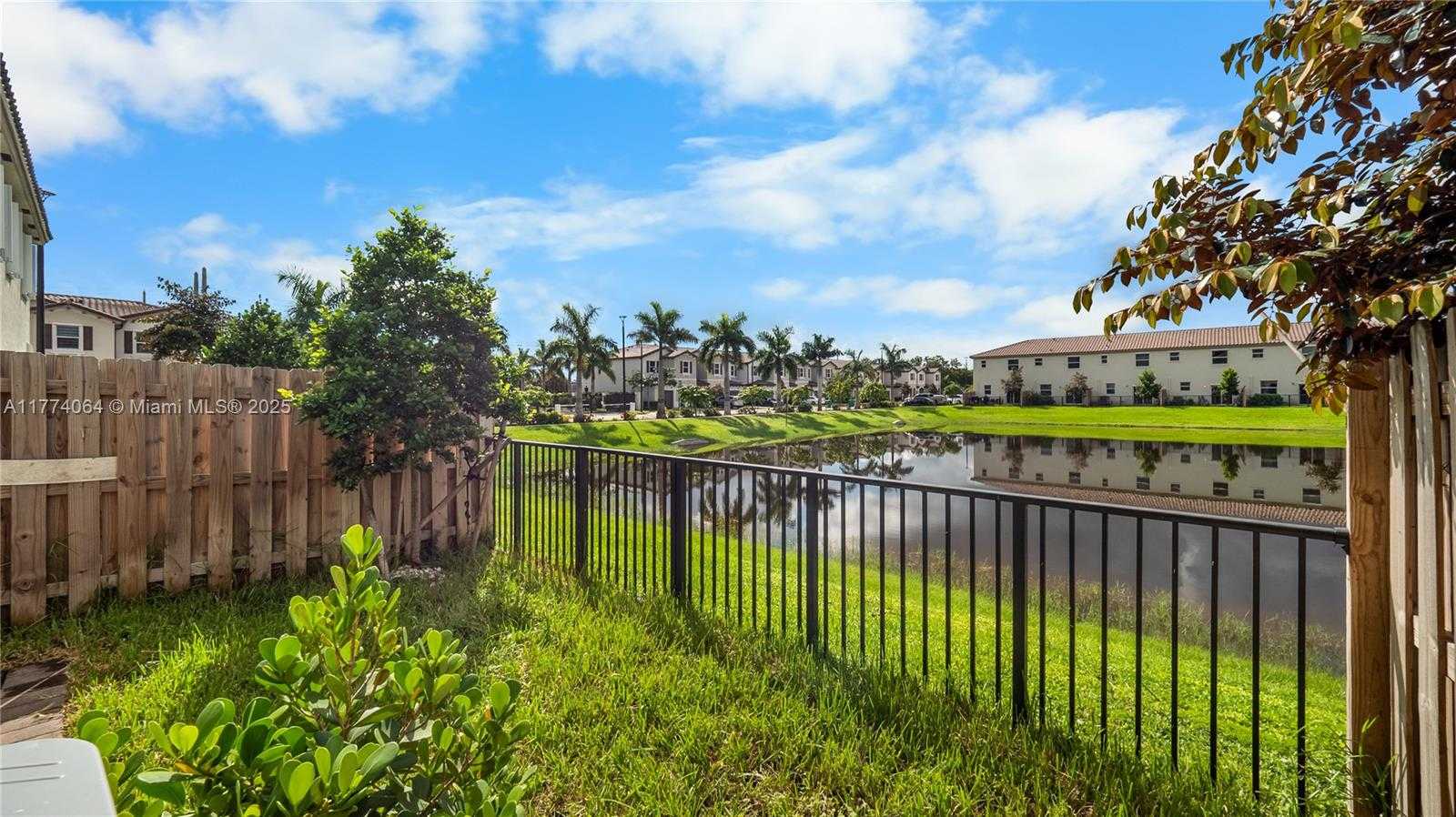 Small Image of 5534 NORTH WEST 27TH PL #1, Lauderhill Number 33