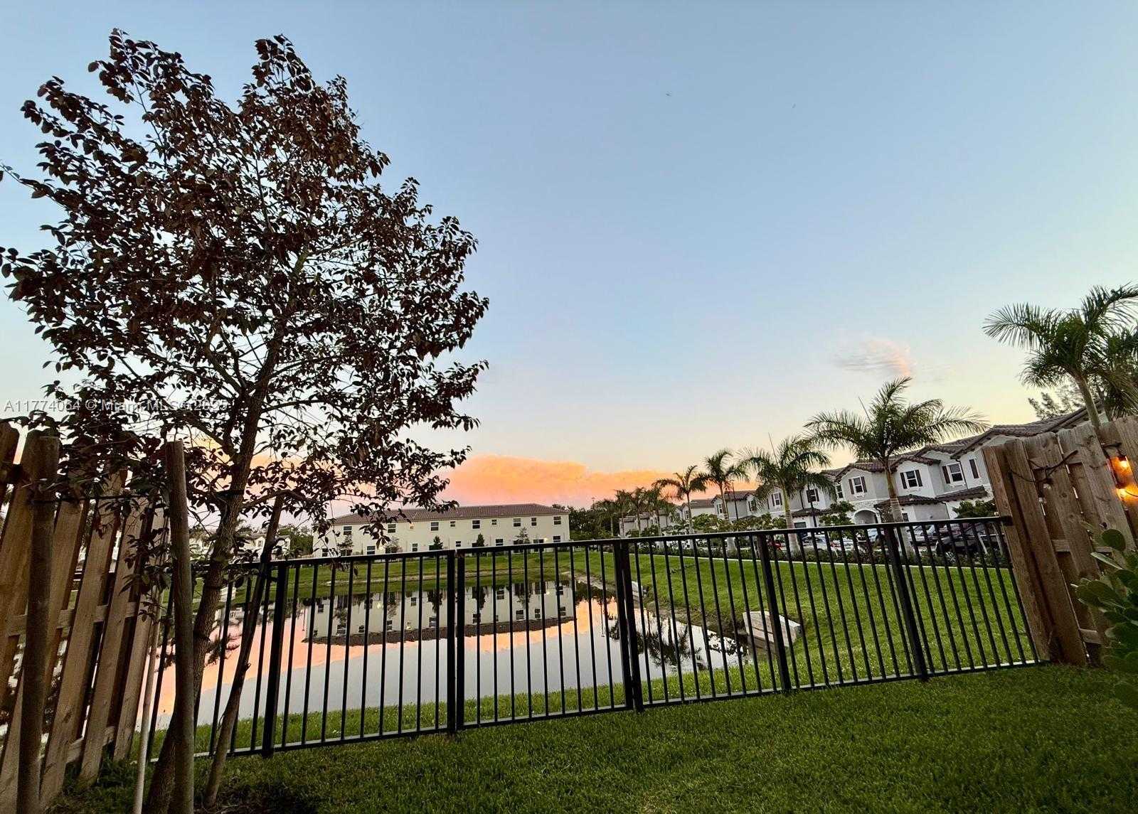 Small Image of 5534 NORTH WEST 27TH PL #1, Lauderhill Number 41