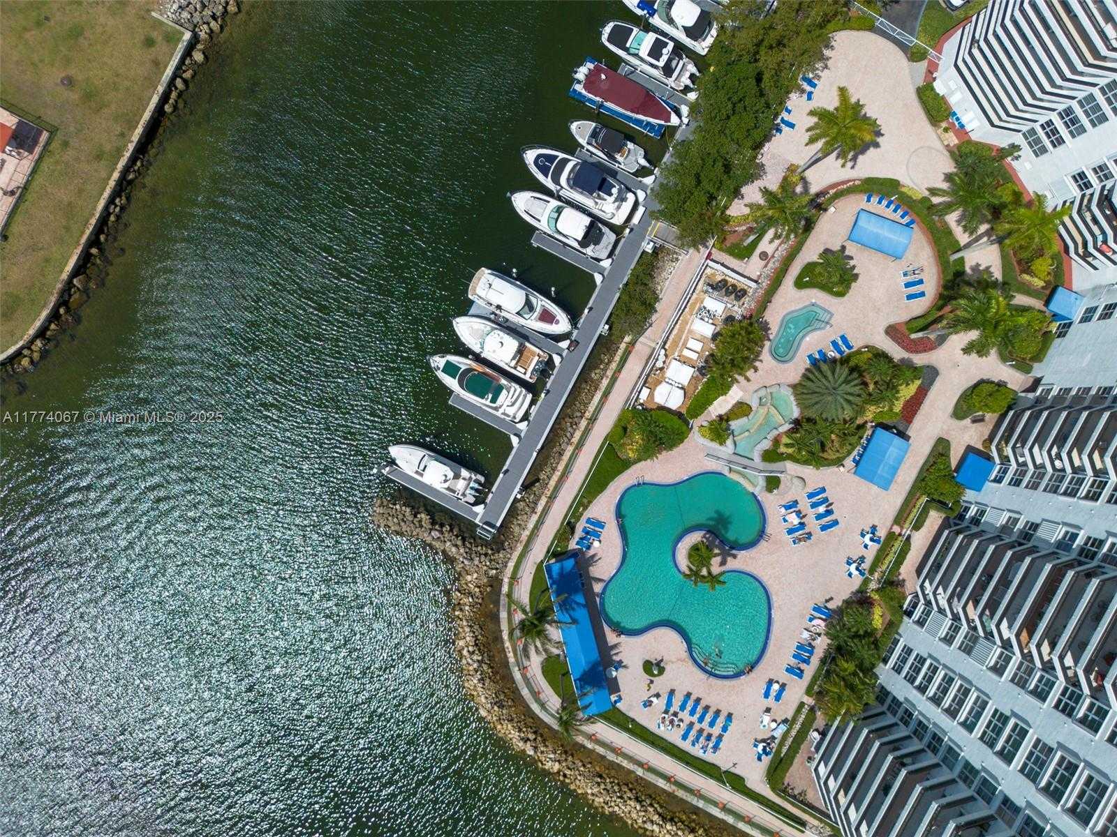 Small Image of 3530 MYSTIC POINTE DR #2207, Aventura Number 10