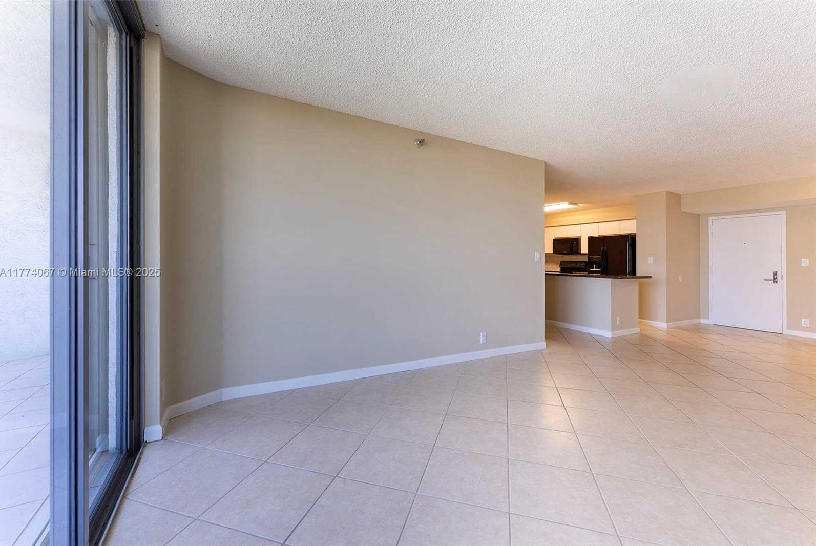 Small Image of 3530 MYSTIC POINTE DR #2207, Aventura Number 17