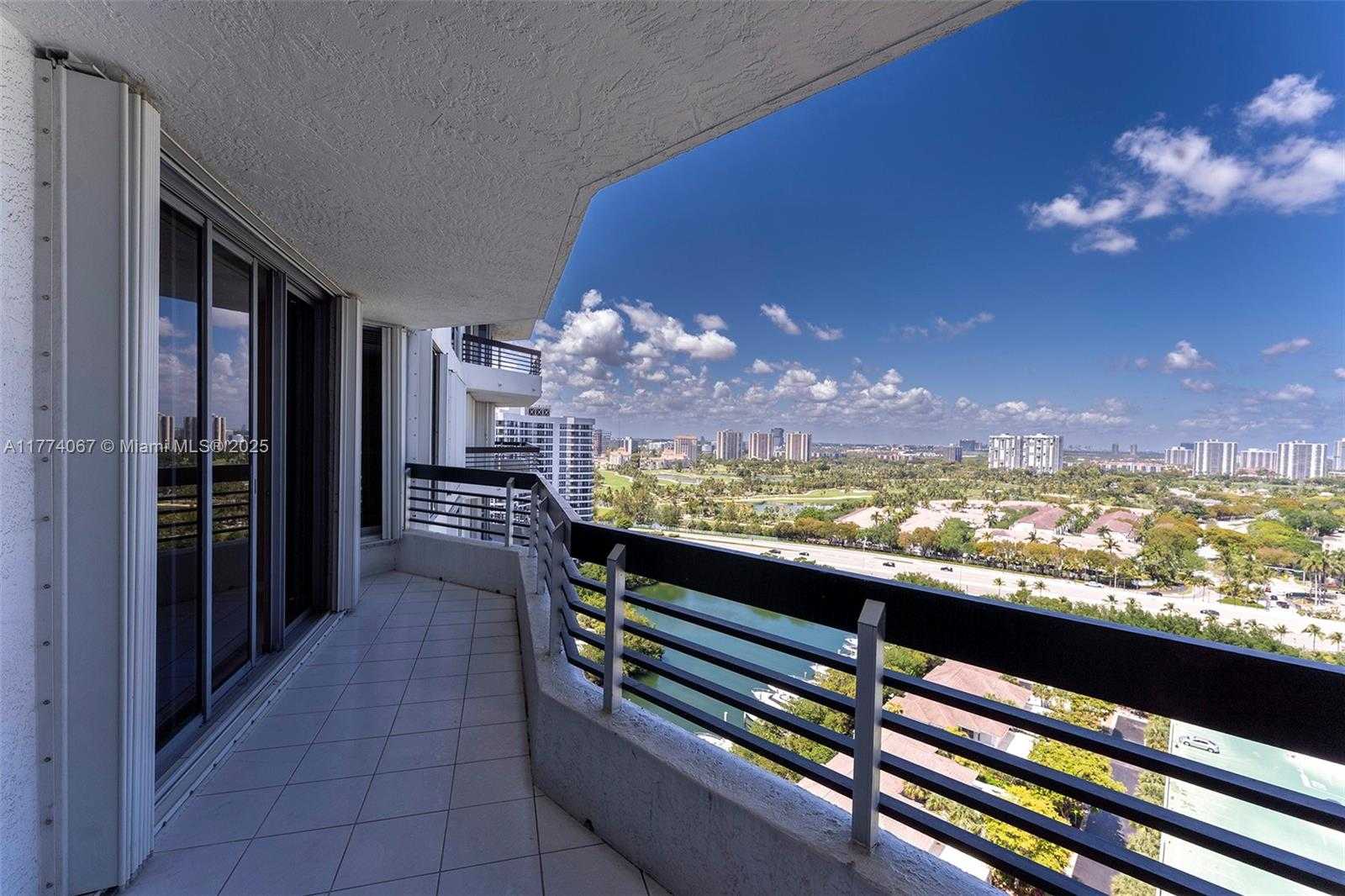 Small Image of 3530 MYSTIC POINTE DR #2207, Aventura Number 2