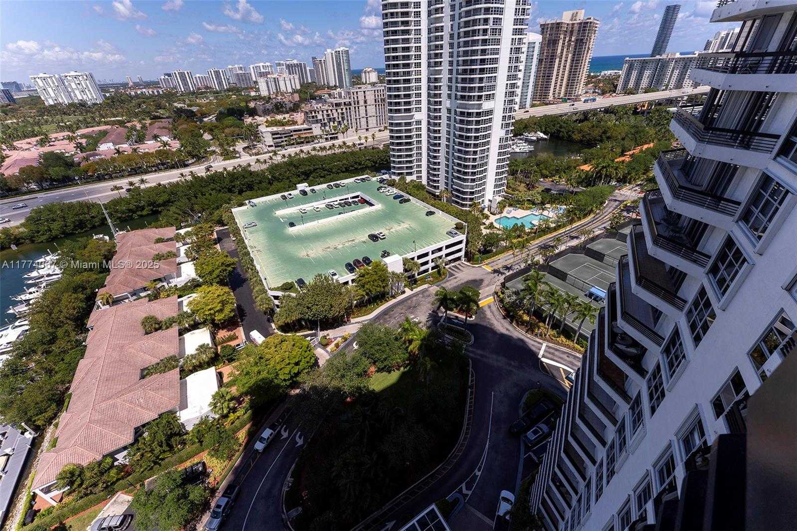 Small Image of 3530 MYSTIC POINTE DR #2207, Aventura Number 39